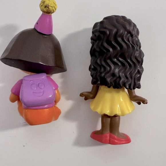 Dora and Friend Emma Cake Topper - Picture 3 of 5